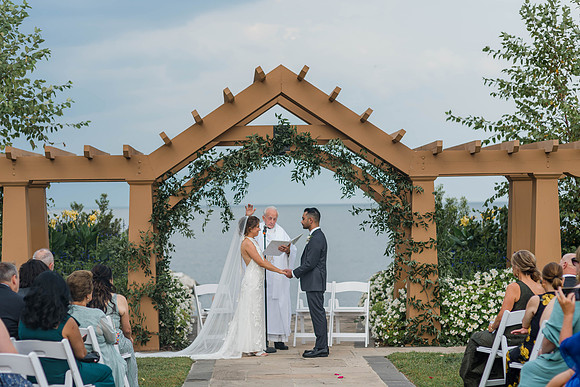 Grace & Xander: Wedding